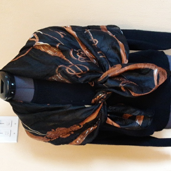 NWT Equestrian-Themed Black and Brown Semi-sheer Silky Large Scarf - Picture 5 of 7